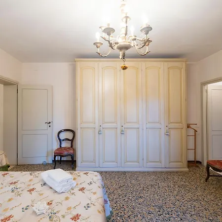 Ca' Lipoli Apartment *