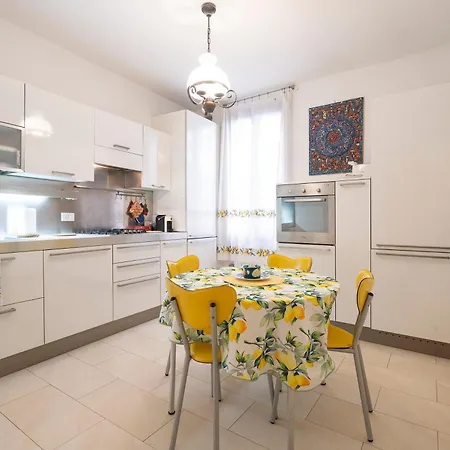 Apartment Ca' Lipoli *