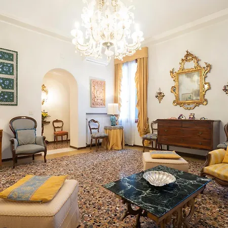 Ca' Lipoli Apartment *